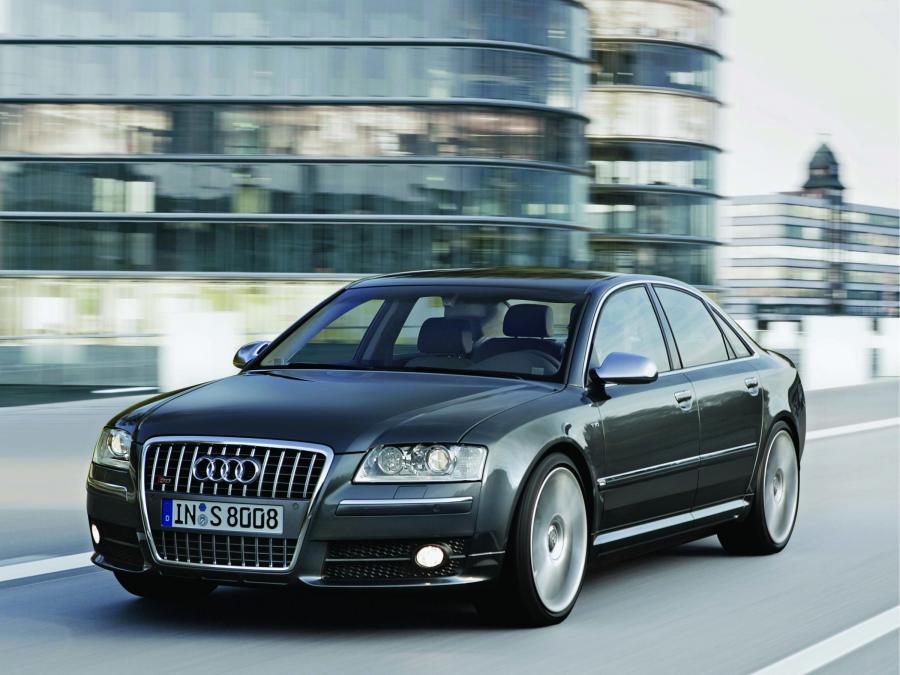  Audi S8 (D3) 2005 года  (WW) (фото 18 из 61)